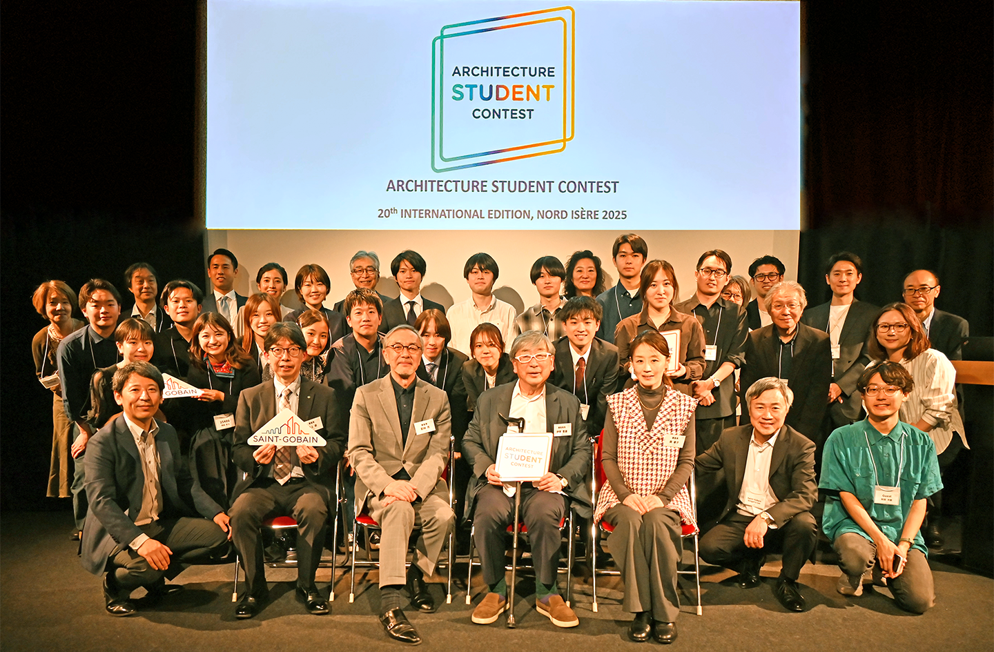 サンゴバン国際学生建築コンテスト2025集合写真